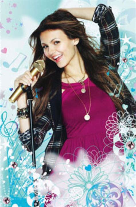 Pin By Mauricio Gomez On Tori Vega Season 1 Victoria Justice Women