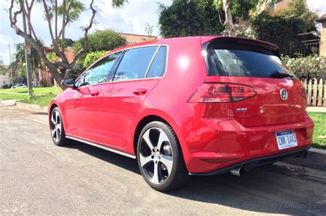 2015 Volkswagen Golf Gti What S It Like To Live With Edmunds