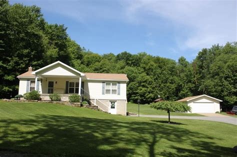 471 Black Hill Rd Franklin PA 16323 Realtor