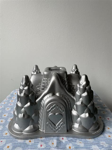 Nordic Ware Fairytale Cottage Bundt Pan Furniture And Home Living Kitchenware And Tableware