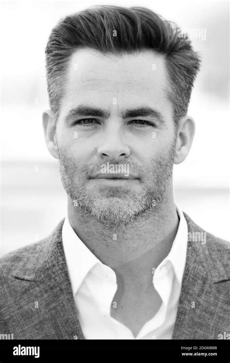 Chris Pine Photo Shoot Details