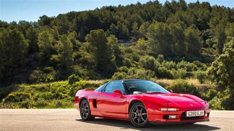 Honda NSX Vs Nissan GT R La Prova In Pista Al Mugello Gazzetta It