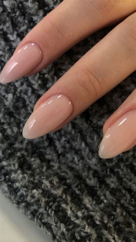 Classy Nude Nails Nude Nails Akrilik Tırnaklar Oval Tırnaklar Tırnak Fikirleri