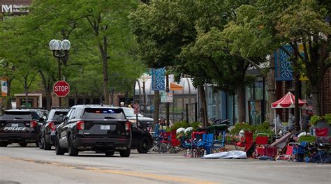 Illinois 4th Of July Parade Shooting Leaves 6 Dead More Than 30