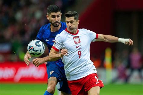 Lewandowski Ma Wielkie Szcz Cie Wiadomo Co Z Jego Zdrowiem Goal Pl