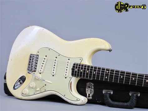 1964 Fender Stratocaster – Olympic White – GuitarPoint