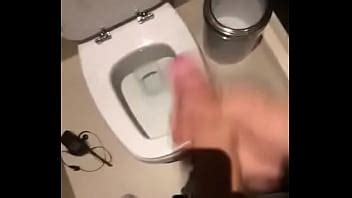 Punheta No Banheiro Xvideos