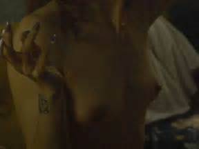 AMY SLOAN Nude AZNude