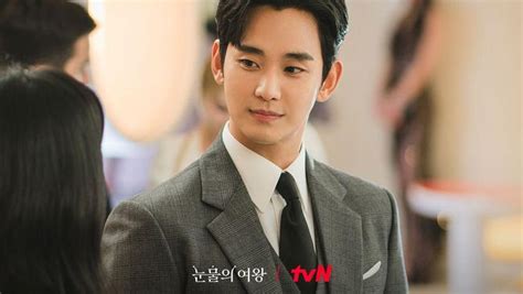 Simak Perjalanan Karier Kim Soo Hyun Hingga Kini Jadi Aktor Korea