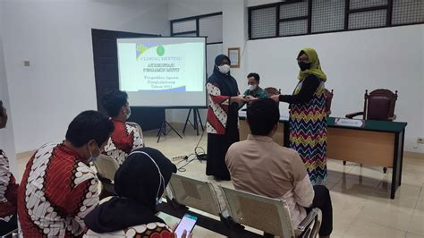 Closing Meeting Assessment Internal Akreditasi Penjaminan Mutu Apm