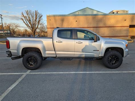 New wheels installed this weekend : r/chevycolorado