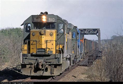 Cnw 910 Chicago Northwestern Railway Emd Sd45 At Packwaukee Wisconsin