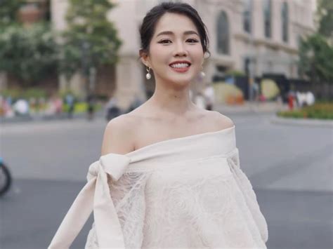 Nhan sắc bánh cuốn của hot girl Sài thành từng hợp tác với Sơn Tùng MTP và Chi Pu Titanic