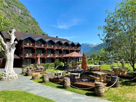 Flåmsbrygga Hotel, Flåm | kimkim