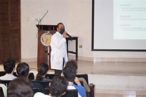 Imparten Seminario de Introducción a la Práctica Clínica Facultad de