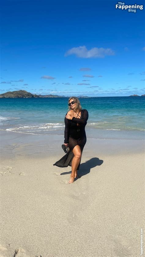 Bebe Rexha Skylinevexx Nude OnlyFans Leaks Fappening FappeningBook