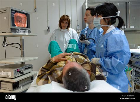 Examen de endoscopia fotografías e imágenes de alta resolución Alamy