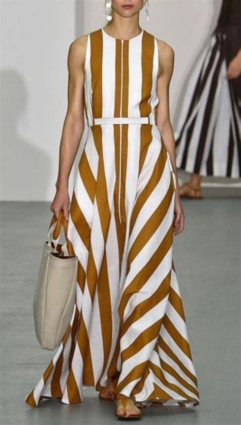 Pin By Diana Lourdes E O On My Style Striped Print Dresses Maxi