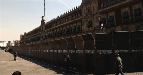 Blindan Palacio Nacional Previo A Marcha Por El M P Rtico