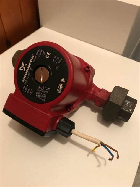 Pumpa Grundfos 25-60