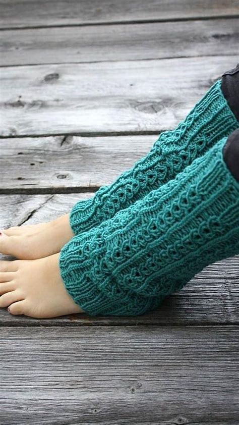 Salander Knitting Pattern By Nadia Crétin Léchenne Knit Legwarmers