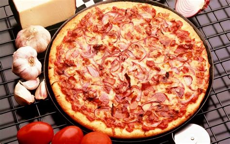 Pizza Pie - Italian Food Wallpaper (19538833) - Fanpop