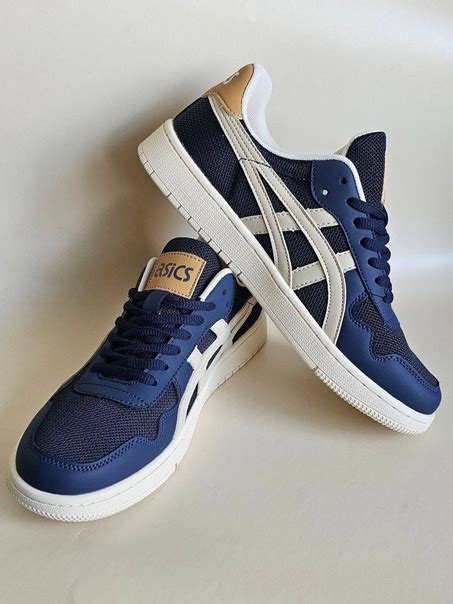 Топовые находки 殺 1. Кеды спортивные Арт. 235075911 2. Пижама шелковая ...