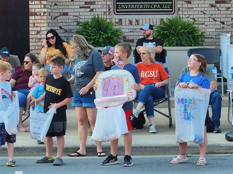 Photos and video: Putnam County Fair parade - LimaOhio.com