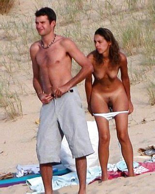 Changing Panties On The Beach Porn Pictures Xxx Photos Sex Images Pictoa