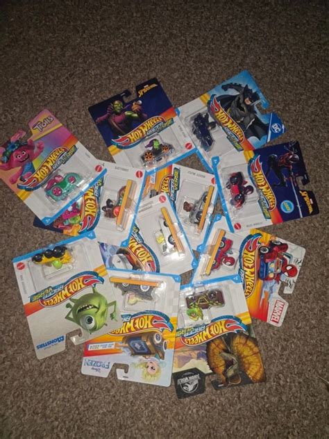 HOT WHEELS RACER Verse Disney Marvel Dc Star Wars Back To The Future Sponge Bob 18 39 PicClick UK