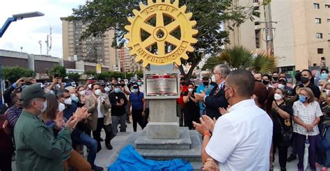 Gobernador Omar Prieto entregó la avenida Bella Vista y la Plaza Rotary