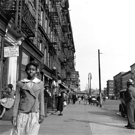 Striking Vintage Photographs Capture Harlem Street Life In The Late