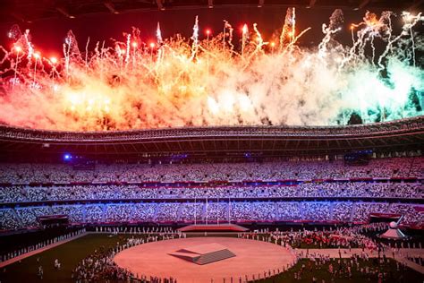 Cérémonie De Clôture Des Jeux Olympiques De Tokyo Le Japon Dit Au