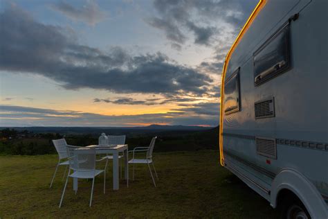 Choosing Motorhomes Caravans Evaluating The Pros And Cons L At