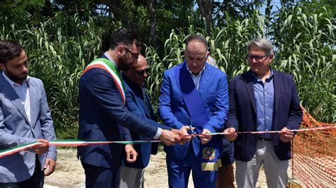 Inaugurato il tratto tra Città Sant Angelo e Silvi della ciclovia adriatica