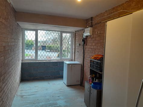 Automotive experts explain the unique tools used at Silverlake garage 20