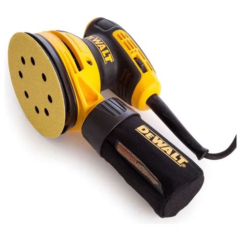 Эксцентриковая шлифмашина DeWALT DWE6423-QS
