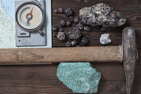 Geologist Stock Photos, Royalty Free Geologist Images | Depositphotos