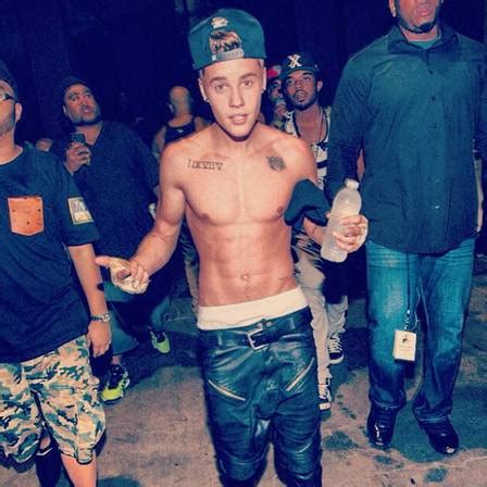 Justin Bieber Volta Ao Brasil Mais Rebelde Mais Rico E Solteiro