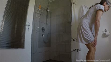 Filming Myself In The Shower Part 1 2018 MP4 Amateur Housewife With Huge Tits Clips4sale