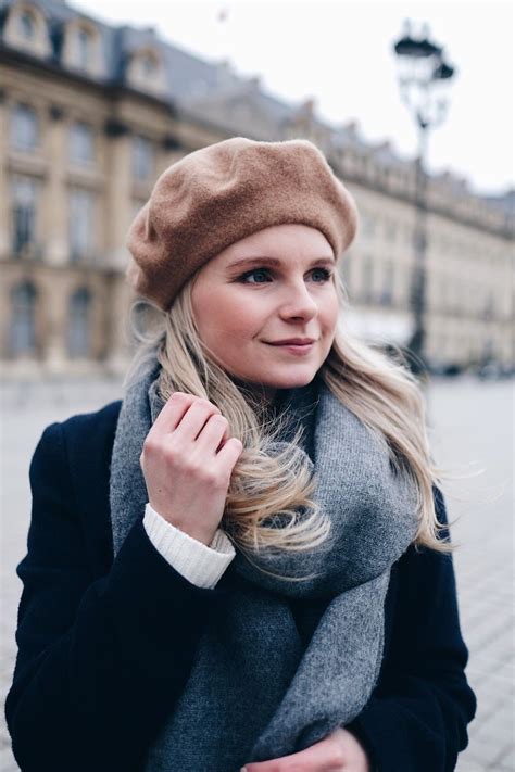 How To Wear A Beret Andreaclareca Fashion How To Wear A Beret