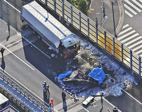 東名で4台多重事故、4人死亡 産経ニュース