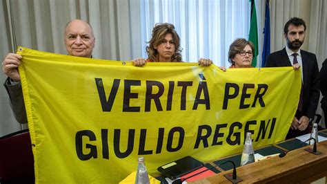 Sestri Levante La Minoranza Di Destra Via Lo Striscione Di Regeni