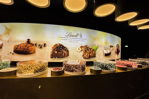 Cum A Fost La Lindt Home Of Chocolate Cu Copilul The Happy Kid