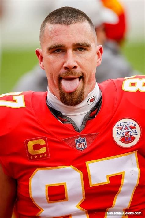 Travis Kelce Nude And Bulge Sexy Photos AlbumPorn