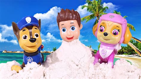 Paw Patrol Toys Episodes Skye And Chase Play With Ryder On The Beach