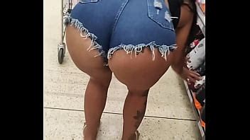 Hot Wife In Short Shorts Showing Her Huge Ass At The Market Hot Wife Cuckold XNXX
