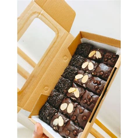 Jual Fudgy Brownies Nyoklat Brownies Panggang Shopee Indonesia