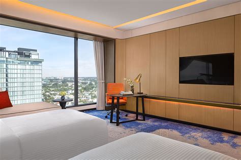 Rooms And Suites With City And Ocean Views At Amari Colombo