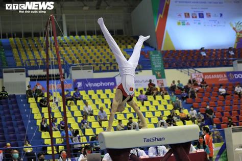 Dàn hot boy TDDC Việt Nam giành HCV nội dung toàn năng đồng đội